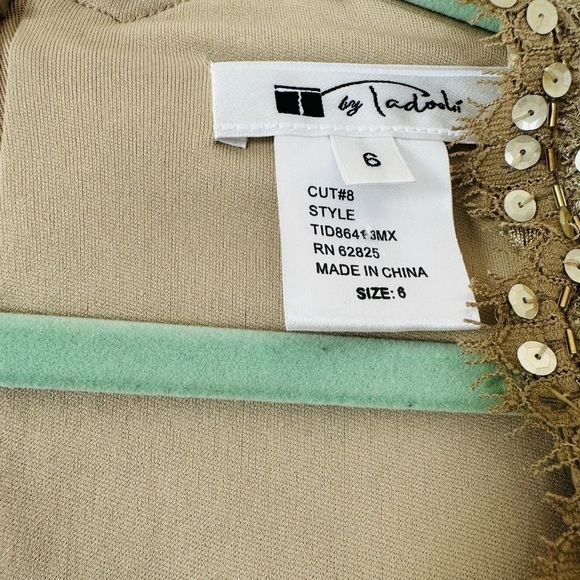 T by Tadashi Shoji Elegant Gold Dress with Lace and Sequin Details - Picture 3 of 15